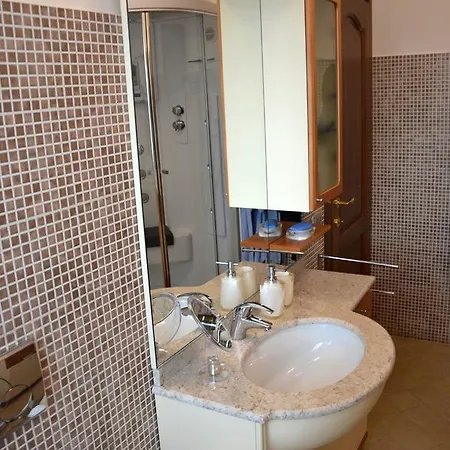 La Regina Di 3* Rimini