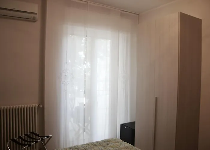 La Regina Di 3* רימיני