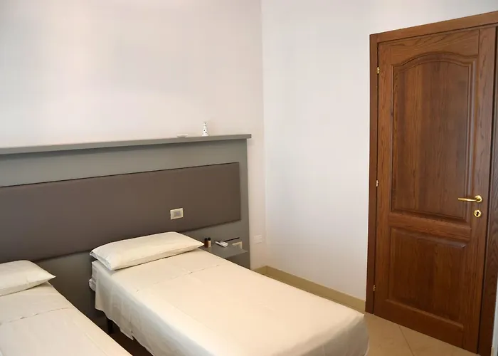 לינה וארוחת בוקר La Regina Di 3*