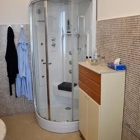Bed and Breakfast La Regina Di 3*