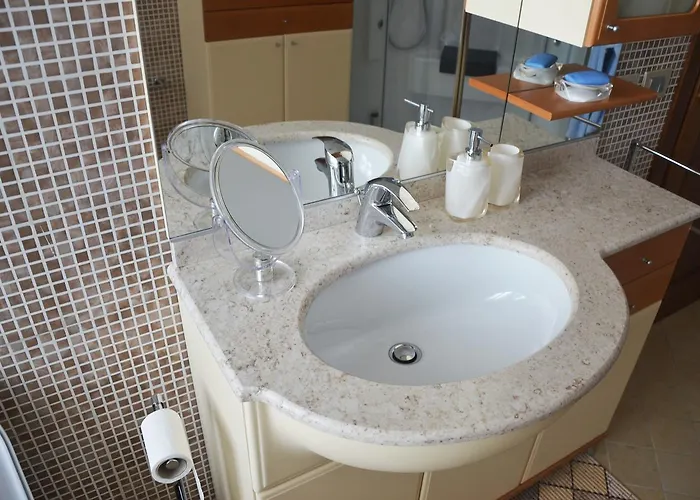 Bed & Breakfast La Regina Di 3*