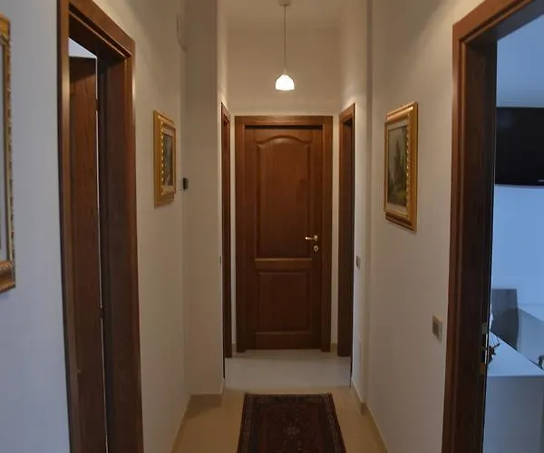 Bed & Breakfast La Regina Di 3*